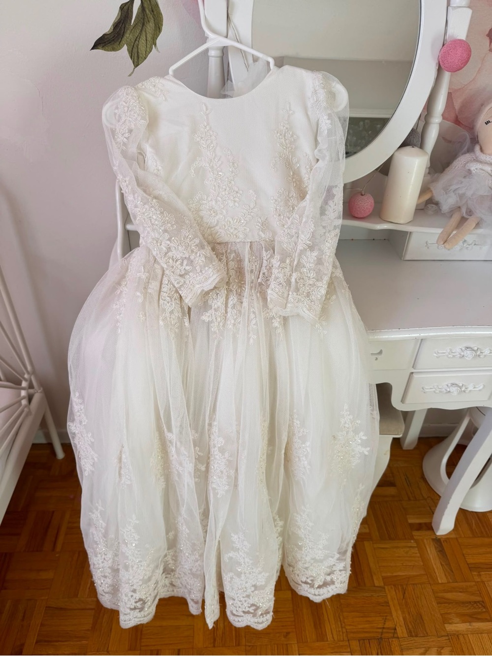 Ivory Lace Tulle Formal Girls Dress with Long Sleeves